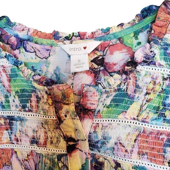 Intro Smocked Floral Rayon Short Sleeve Vibrant Top Size Small - Picture 2 of 8